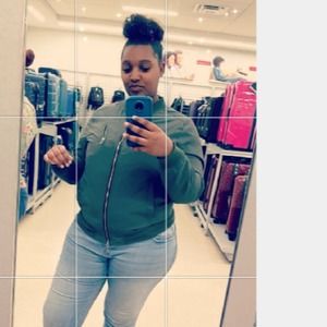 Meet your Posher, Bria